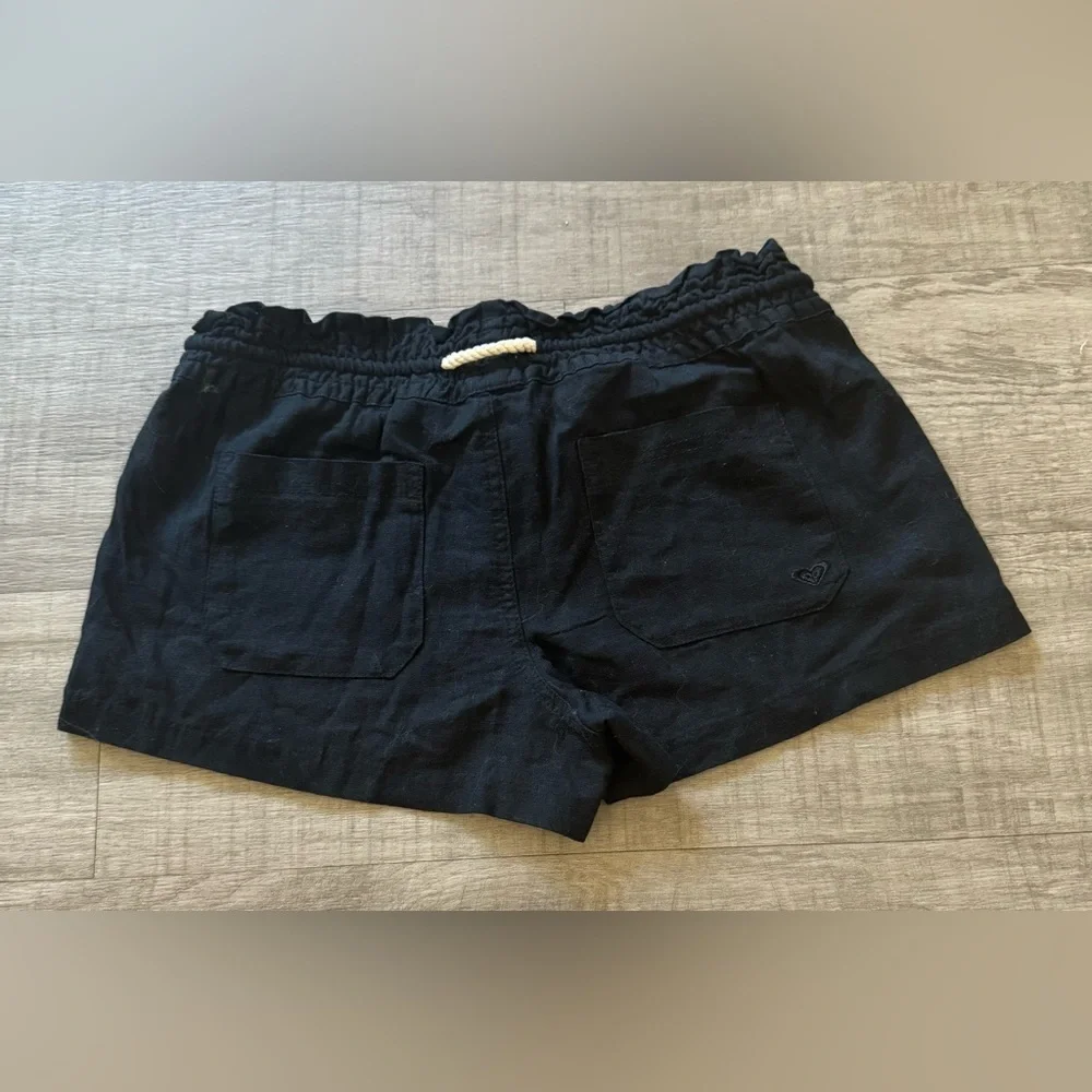Roxy comfortable oceanside
